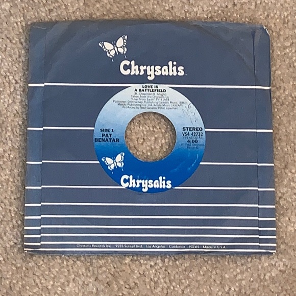 Vintage Pat Benatar 7” Vinyl Record, Love is a Battlefield, 1983 - Picture 8 of 8